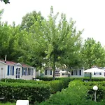 Camping River 3*