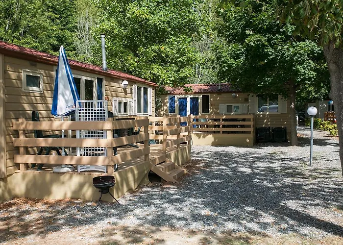 River Κάμπινγκ