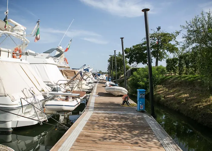 River Κάμπινγκ 3*