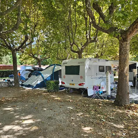 Camping River 3*