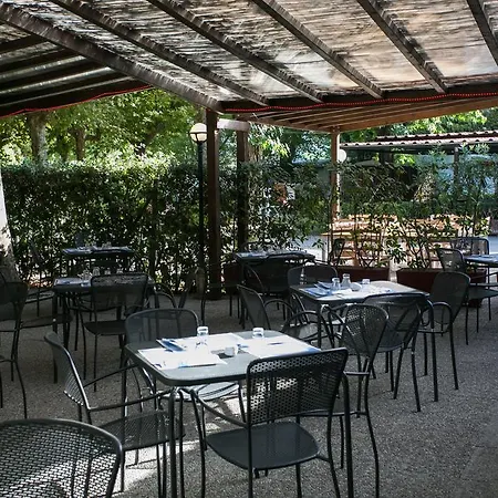 River Parque de Campismo Ameglia